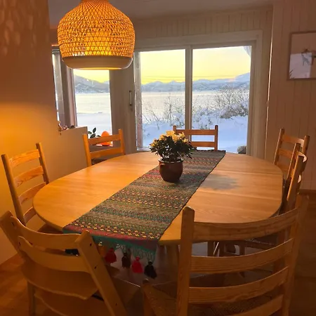 Nyaraló Aurora House