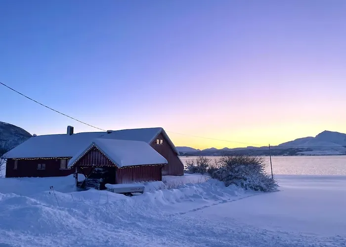 Aurora House Дом отдыха Tromsdalen