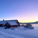 Aurora House Дом отдыха Tromsdalen
