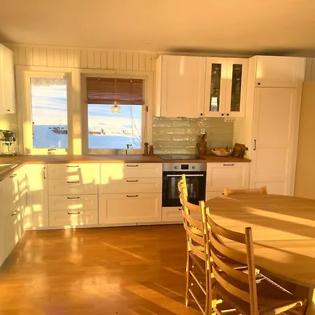 Aurora House Дом отдыха Tromsdalen